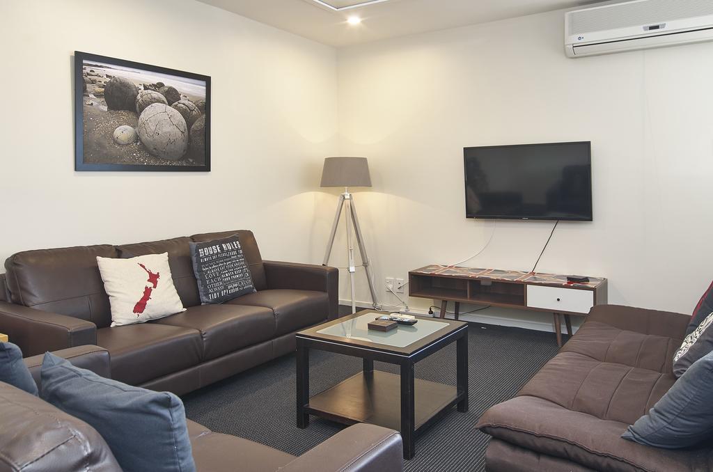 Riccarton Loft - Christchurch Holiday Homes Екстер'єр фото