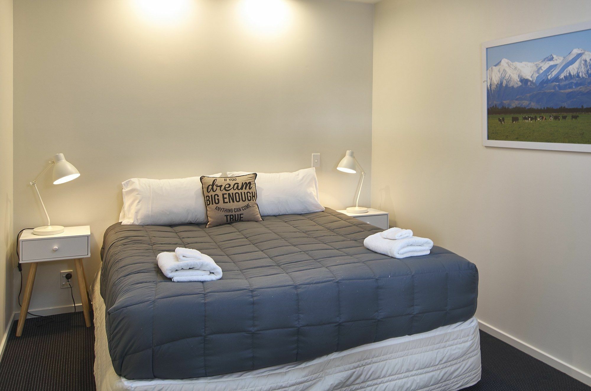 Riccarton Loft - Christchurch Holiday Homes Екстер'єр фото